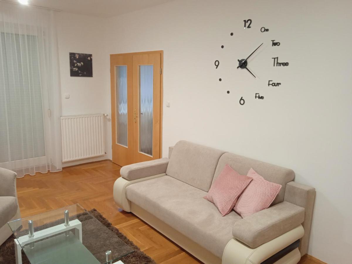 Family Apartment-Csaladias Hangulat ジュール エクステリア 写真